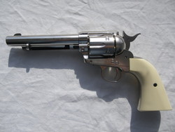 Revolver COLT SAA.45