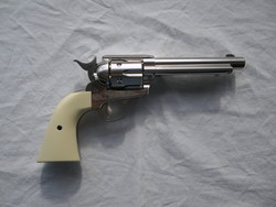 Revolver COLT SAA.45