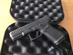 Pistolet Glock modle 44